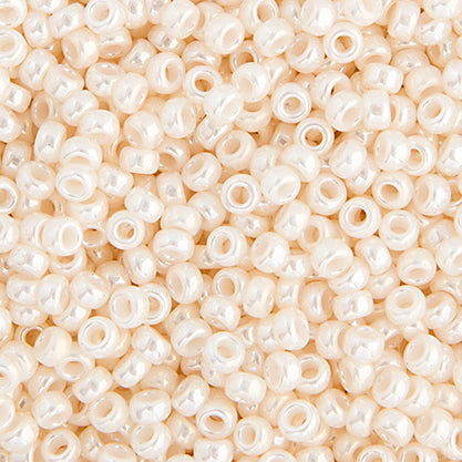 Miyuki Seed Beads  8-0 Antique Ivory Pearl Ceylon