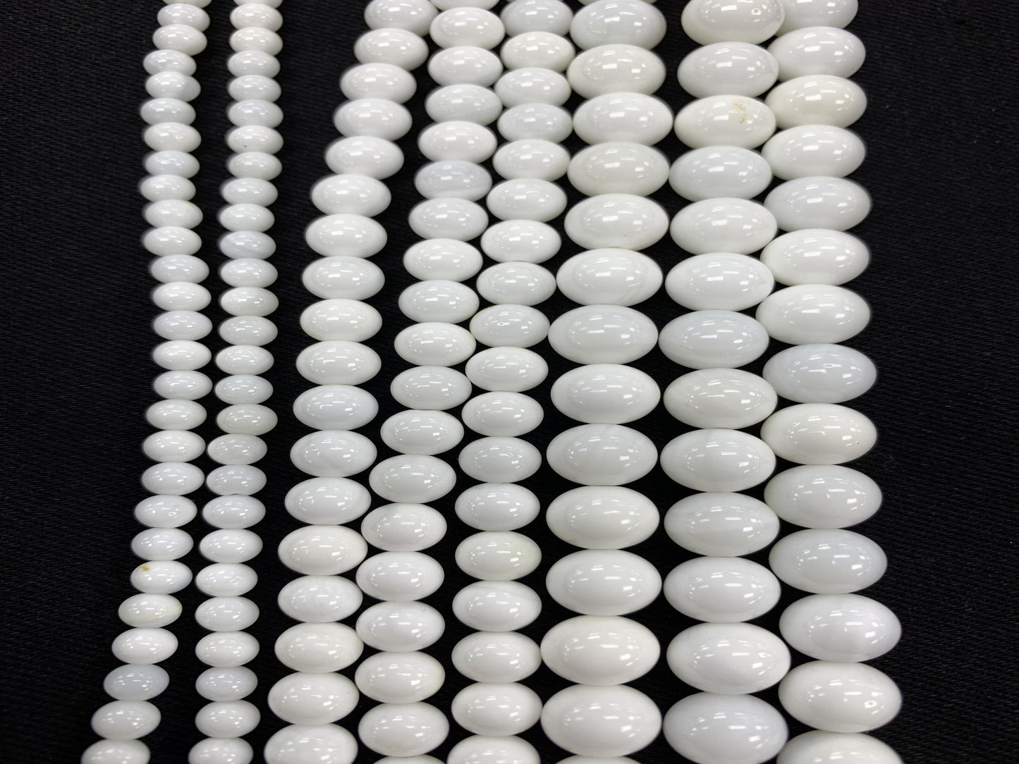 Natural Tridacna Beads 4mm